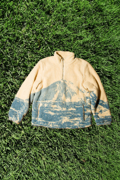 An Earagail Sherpa Fleece